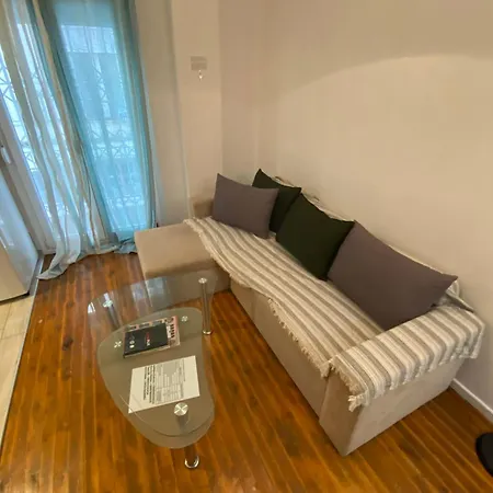 Calm Corner Delfon *