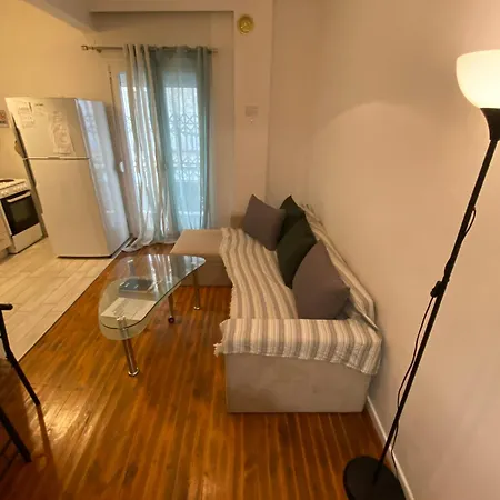 Calm Corner Delfon Apartment *