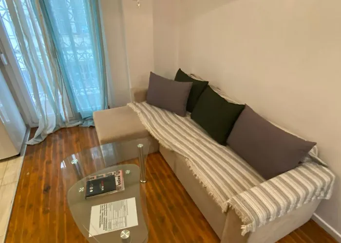 Calm Corner Delfon *